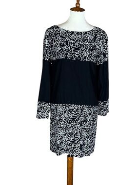 Go Fish 100% rayon color block dress with batik print Size Large
